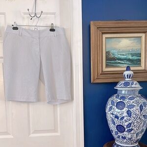 Women’s Adidas Climalite Striped Polyester & Spandex Athletic Golf Shorts Sz 10